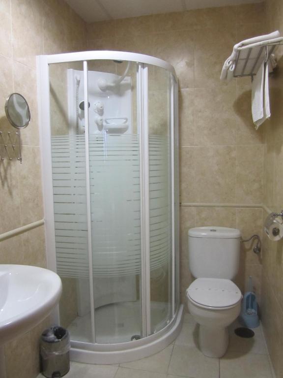 Hostal La Conilena コニル・デ・ラ・フロンテラ 部屋 写真